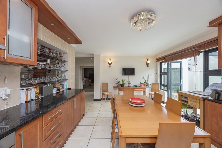 5 Bedroom Property for Sale in Big Bay Western Cape